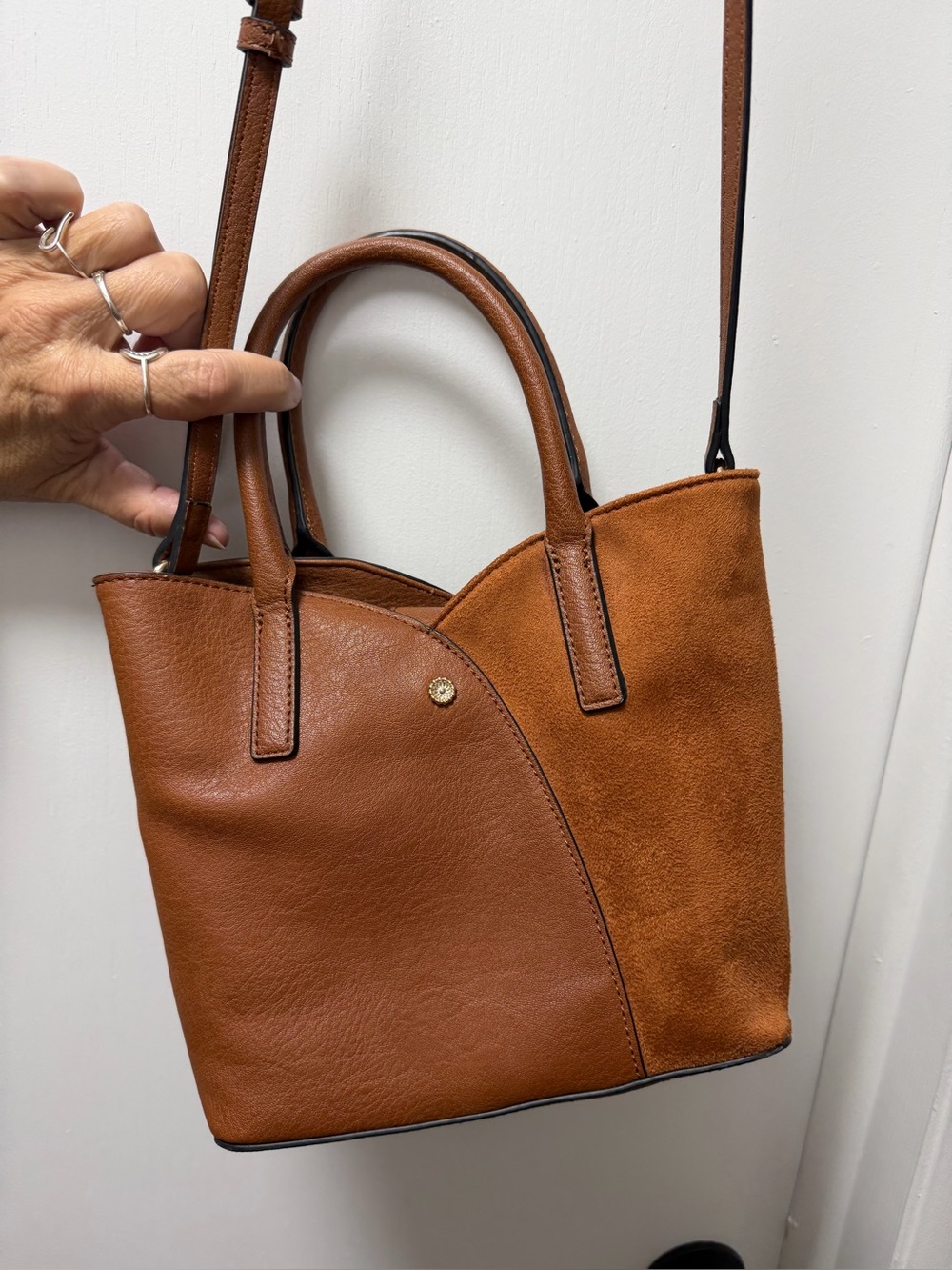 Lauren Conrad Caramel Crossbody Purse